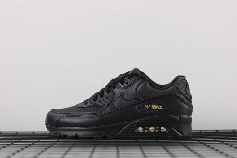air max nike black and gold
