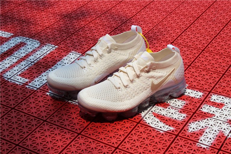 nike vapormax light cream