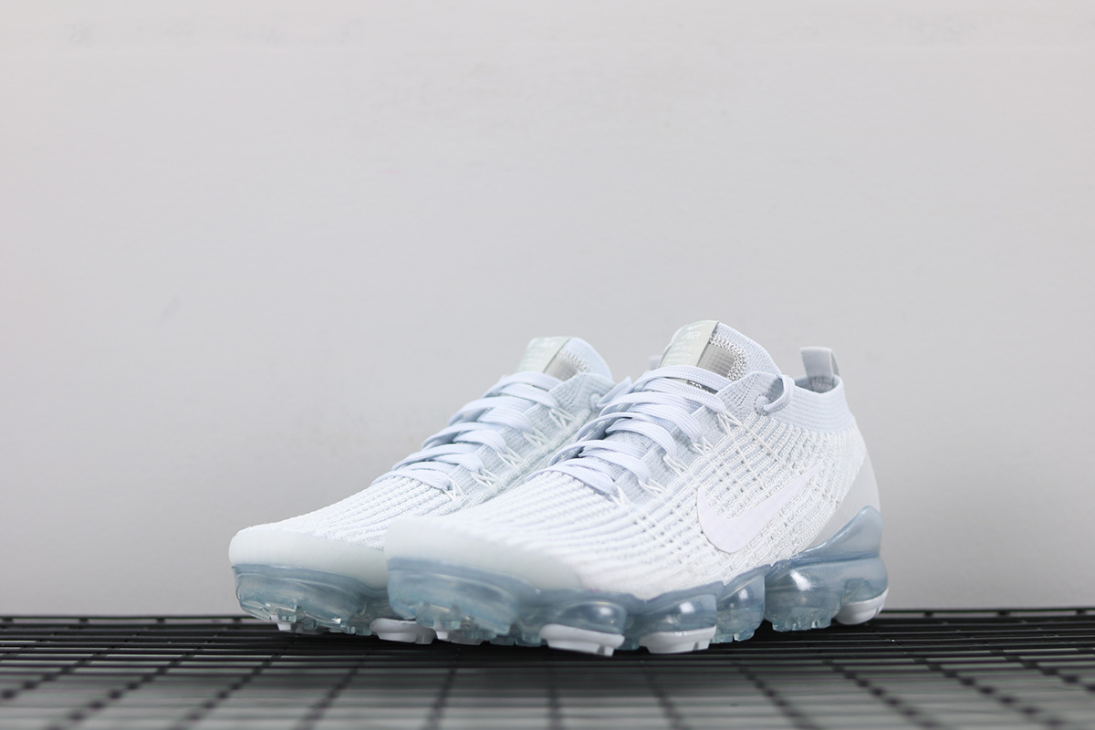 vapormax light grey