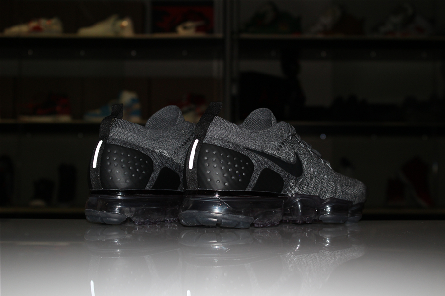 nike air vapormax flyknit 2 dark grey