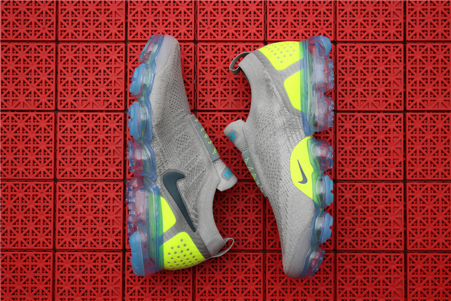 Nike-Air-VaporMax-Flyknit-Moc-2-Mica-Green-Volt-Neo-Turquoise-1