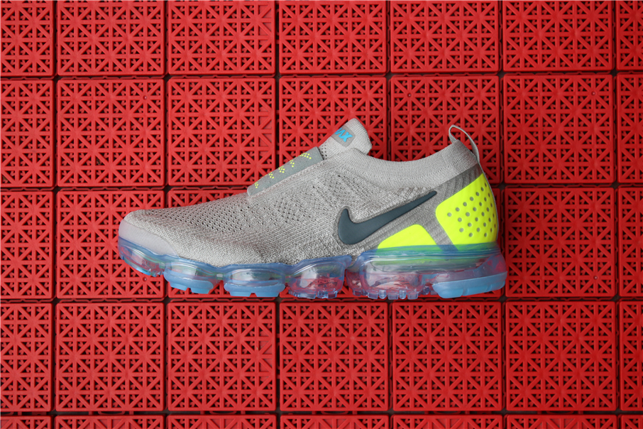 turquoise nike vapormax