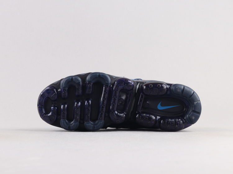 obsidian blue vapormax plus