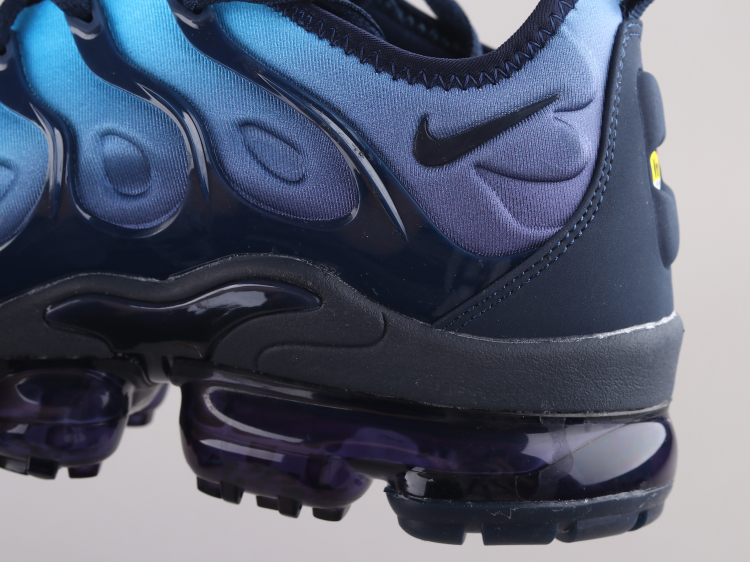 Nike VaporMax Plus Obsidian/Photo Blue For Sale – The Sole Line