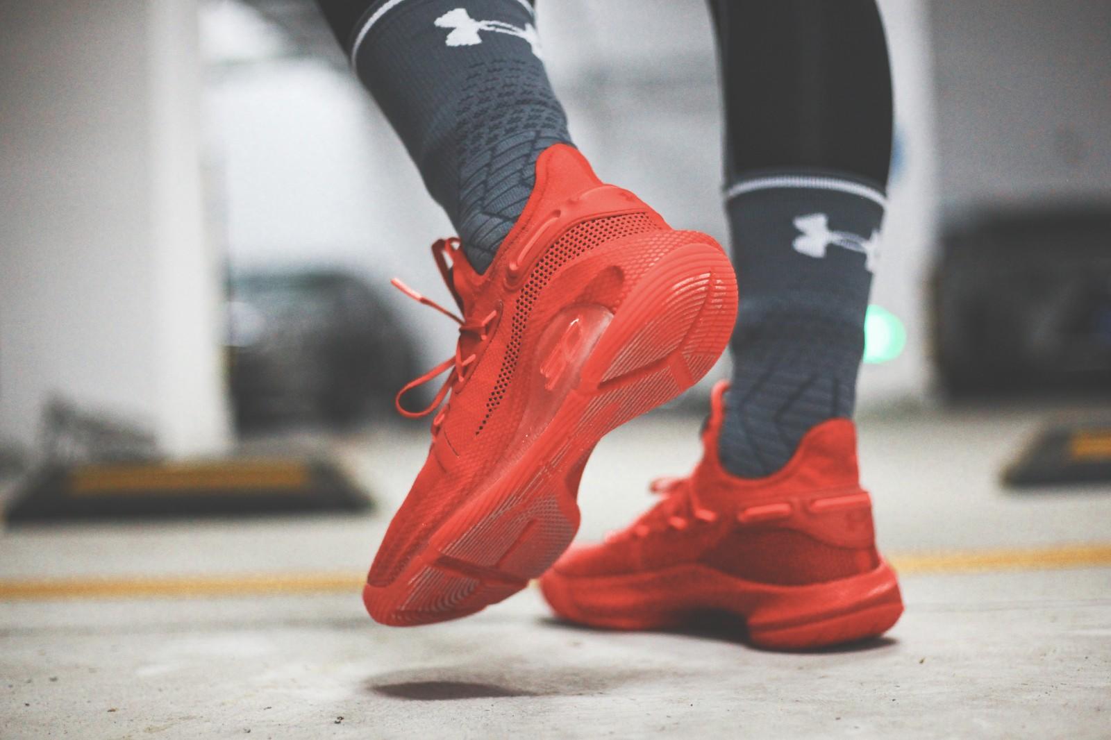 curry 6 red rage