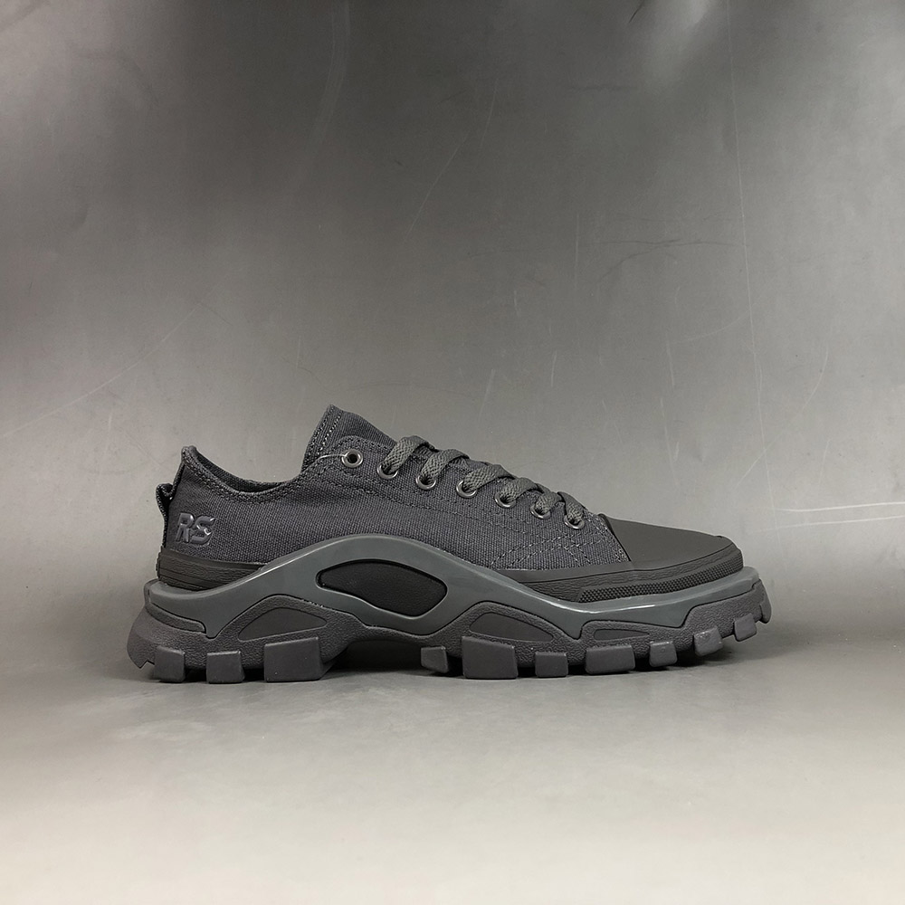 Acquisti Online 2 Sconti su Qualsiasi Caso Adidas RS Detroit Runner RS E OTTIENI IL 70% DI SCONTO!