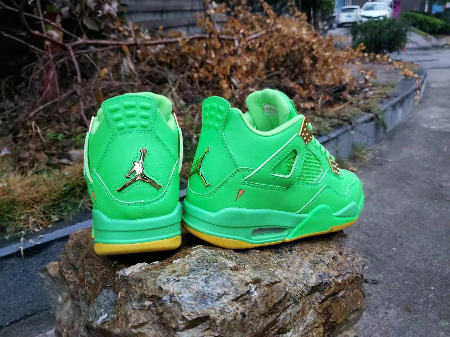 green jordan basketball shoes