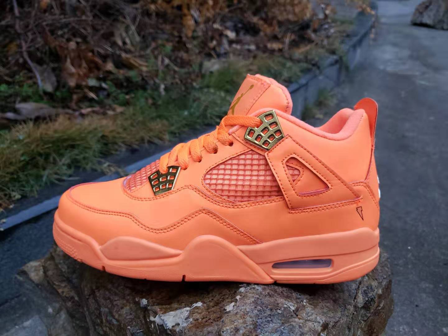 jordan 4 metallic gold