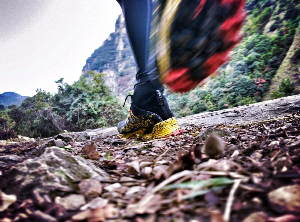 la sportiva uragano gtx trail running shoes