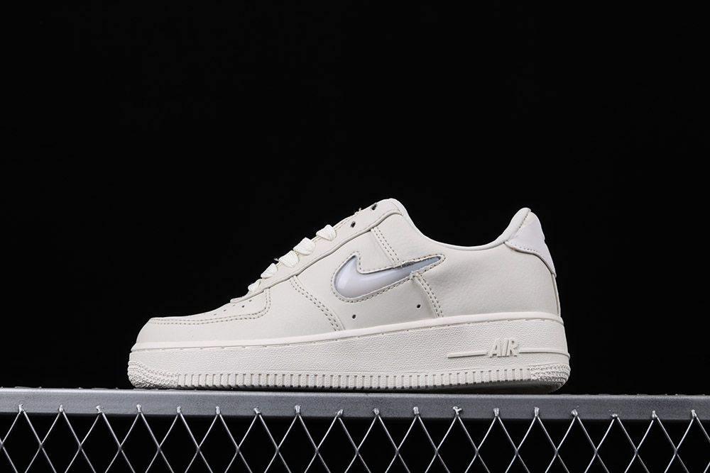 nike air force one sail