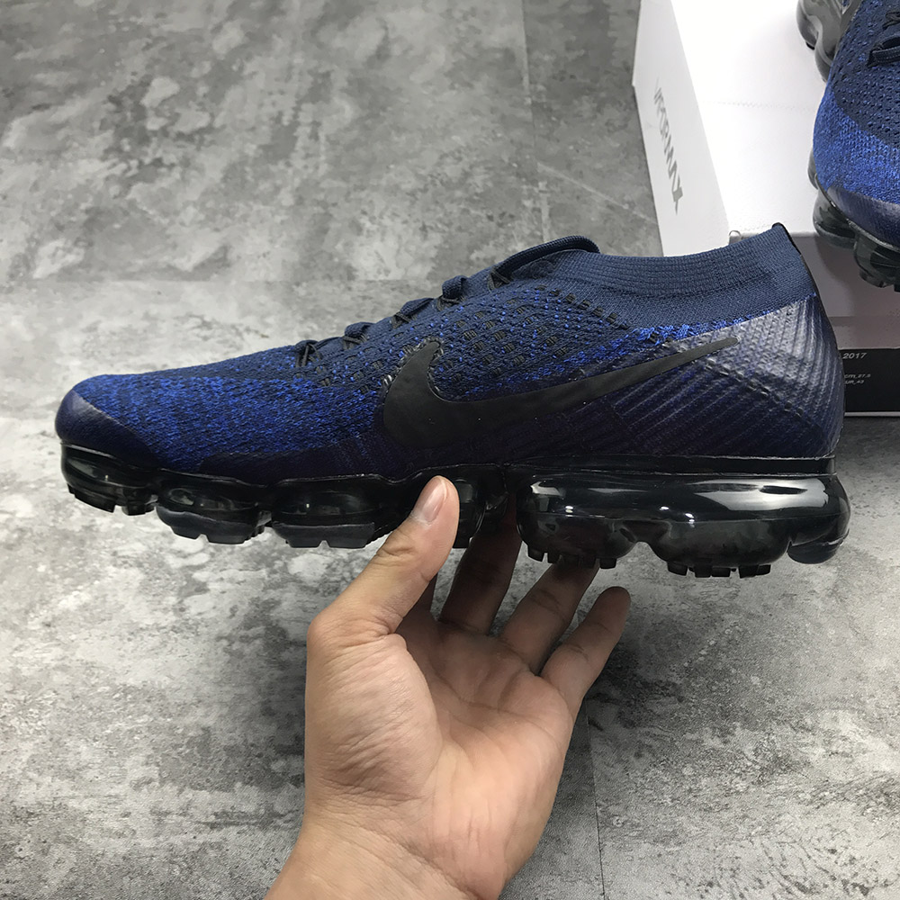 nike air vapormax navy