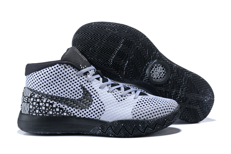 nike kyrie 1 Zwart