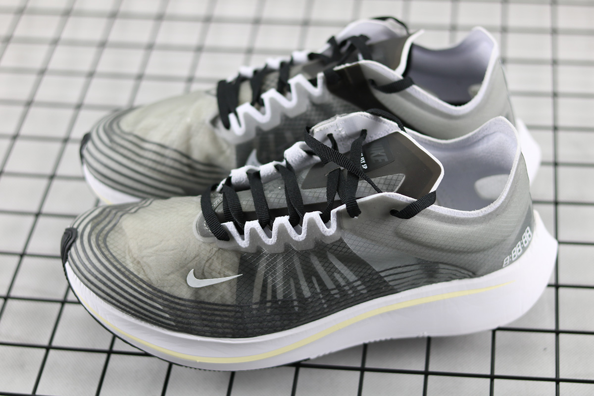 nike zoom fly sp black light bone