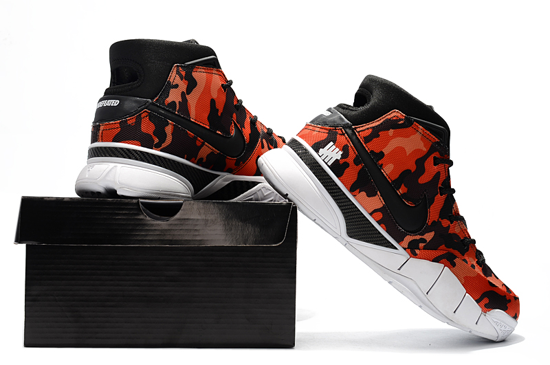 nike red camo shoes
