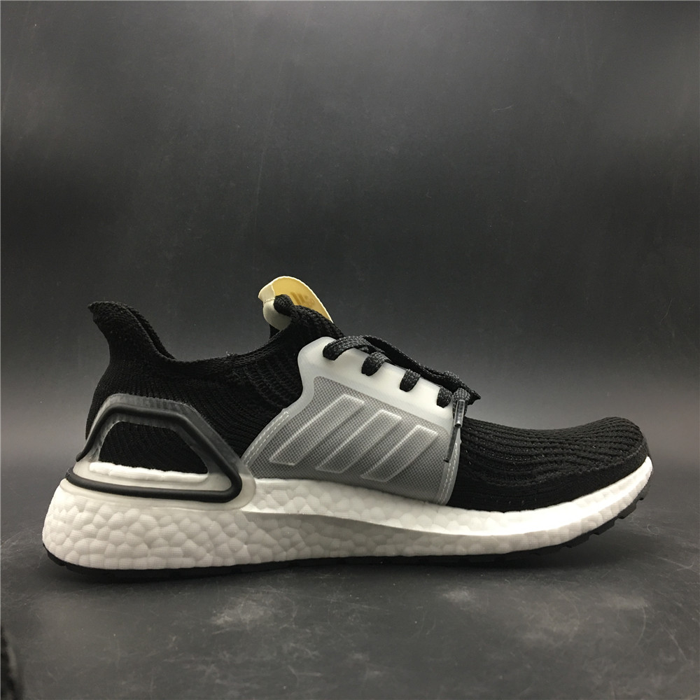 ultra boost 2019 black