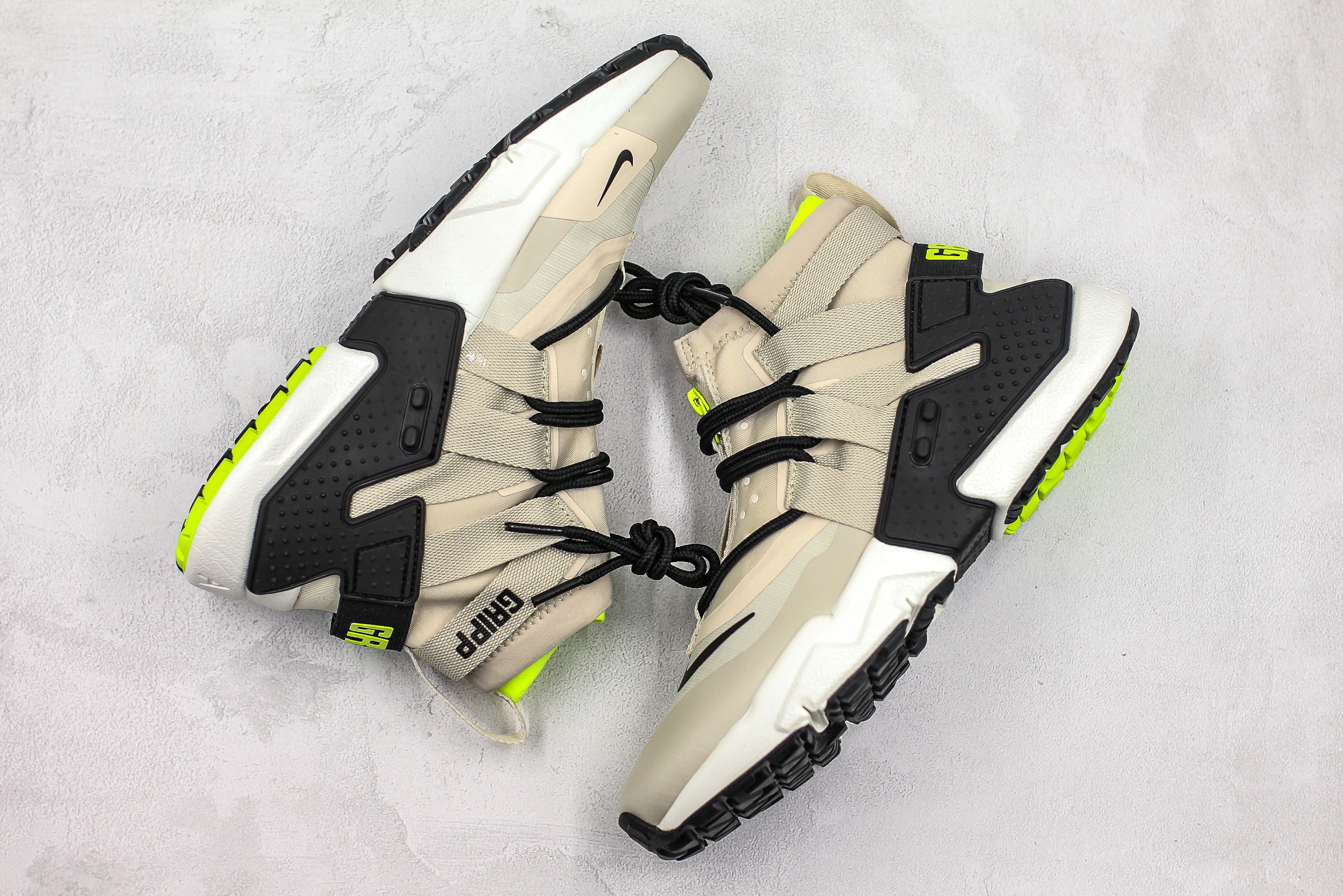 nike air huarache gripp light orewood brown