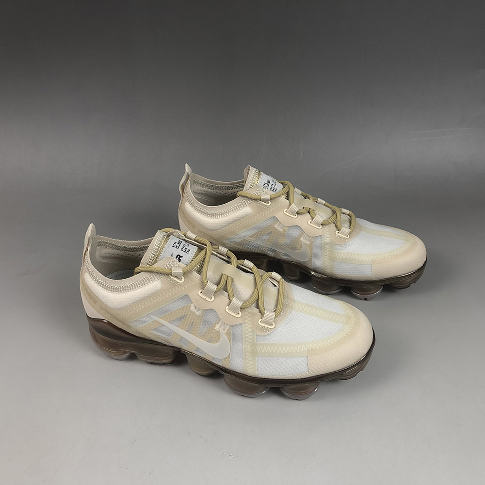 vapormax 2019 white and gold