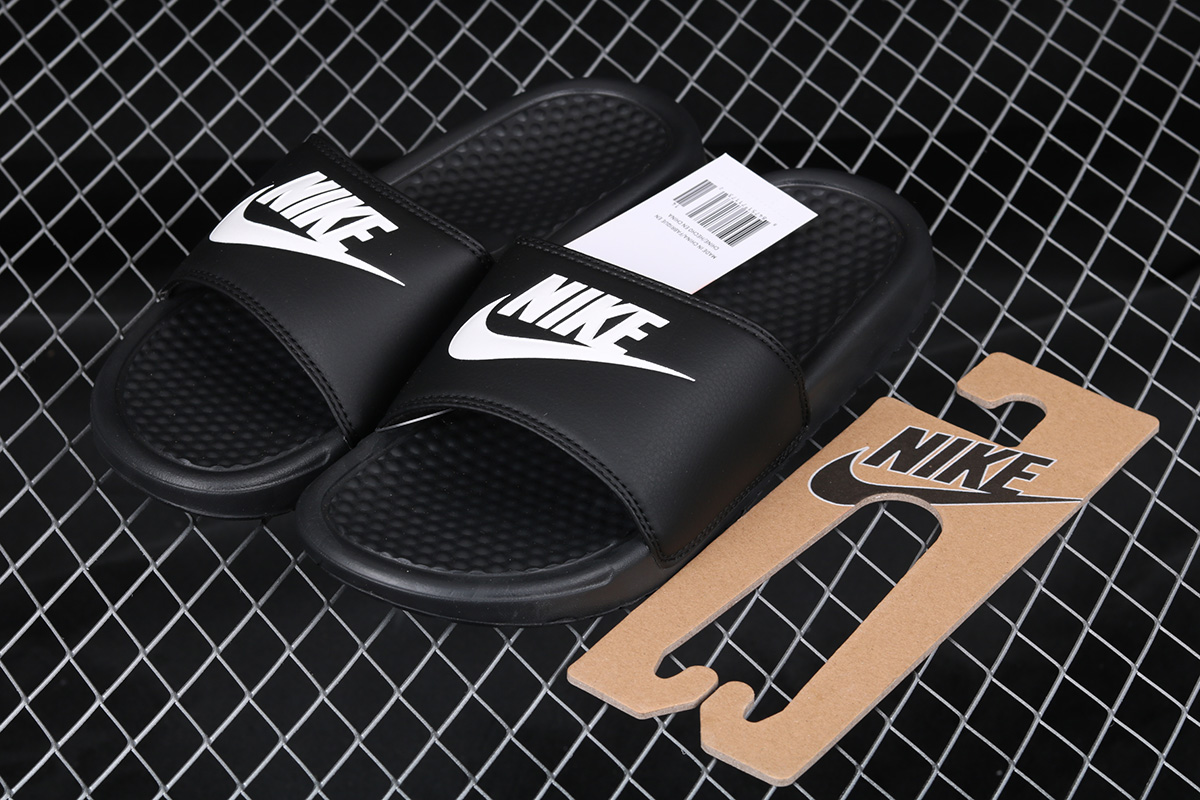 nike benassi sb