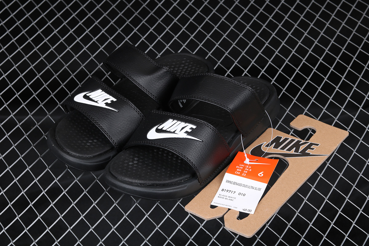 nike benassi black white