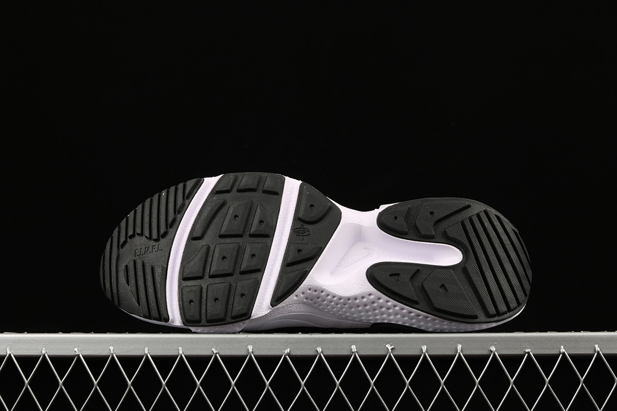 Nike-Huarache-EDGE-TXT-Black-White-2