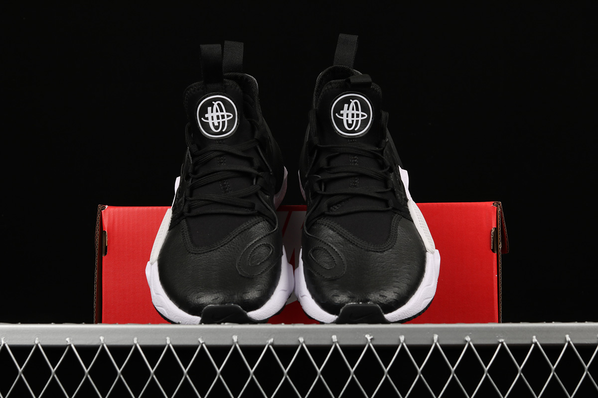 Nike-Huarache-EDGE-TXT-Black-White-5