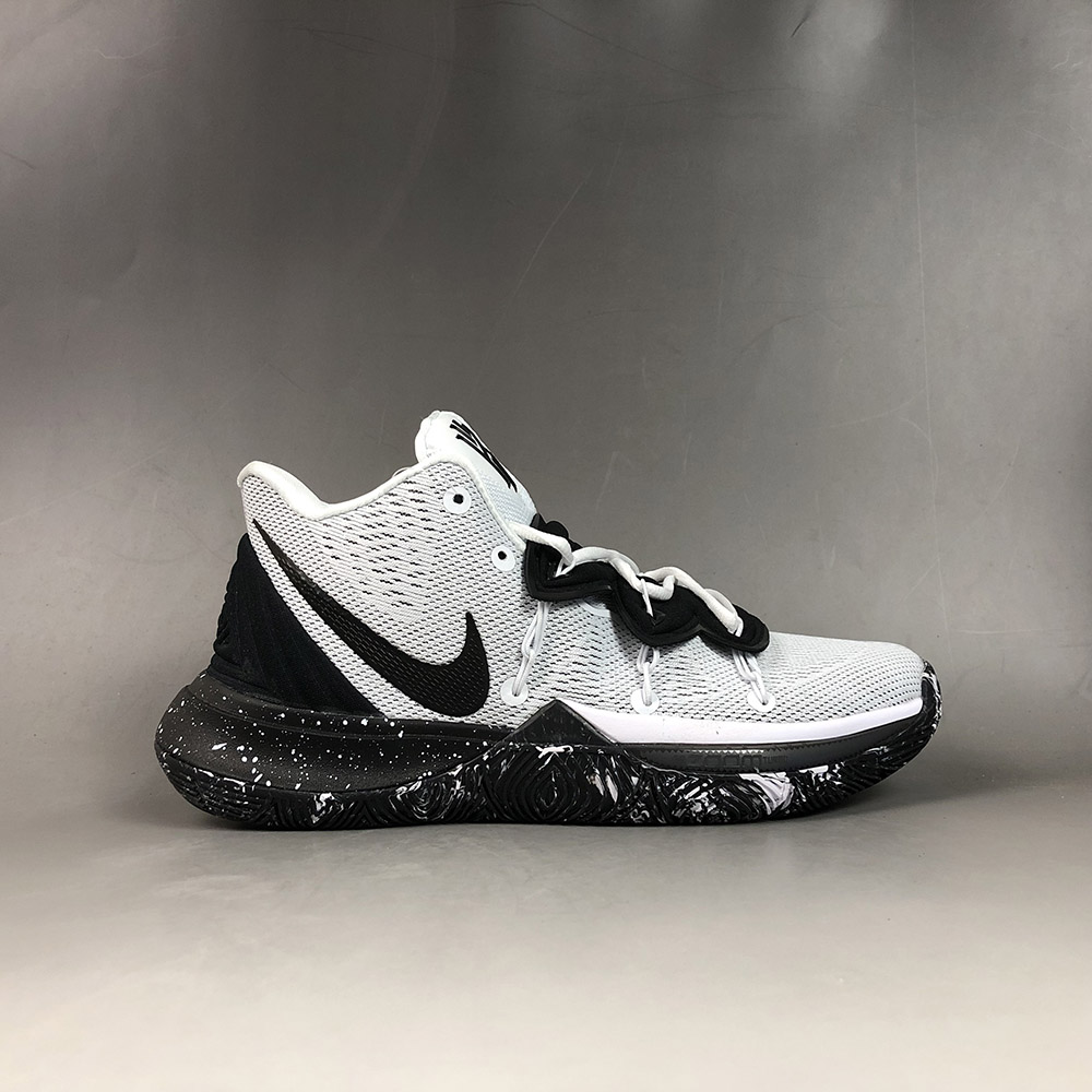 kyrie 5 white black