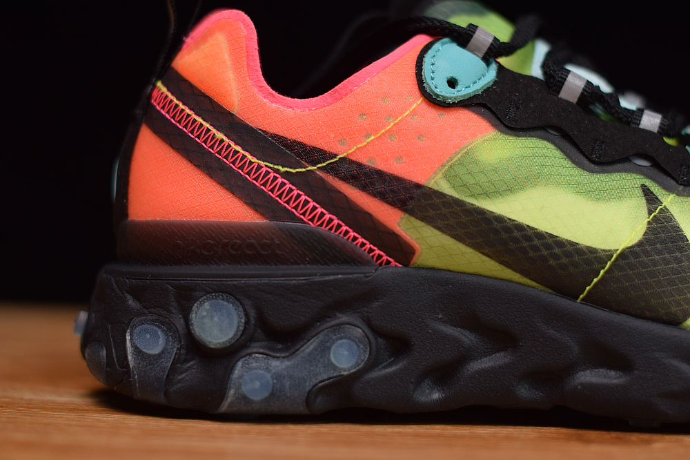 nike react volt racer pink