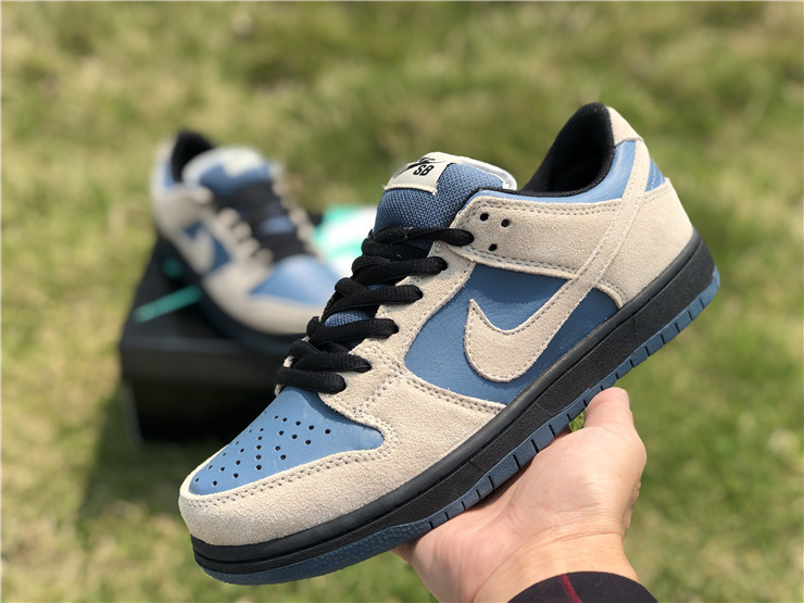 blue nike sb dunk low