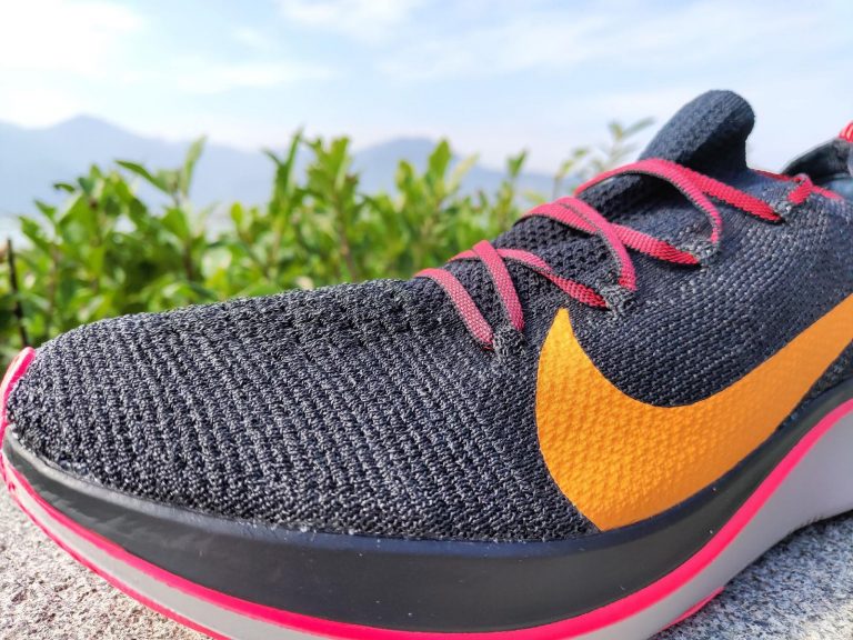 nike zoom fly fk carbon plate