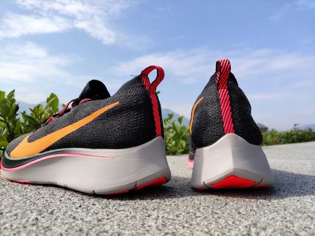 nike zoom fly fk carbon plate