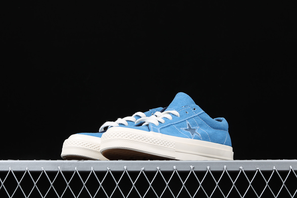 baby blue converse one star