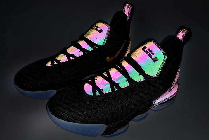 nike lebron 16 glow in the dark