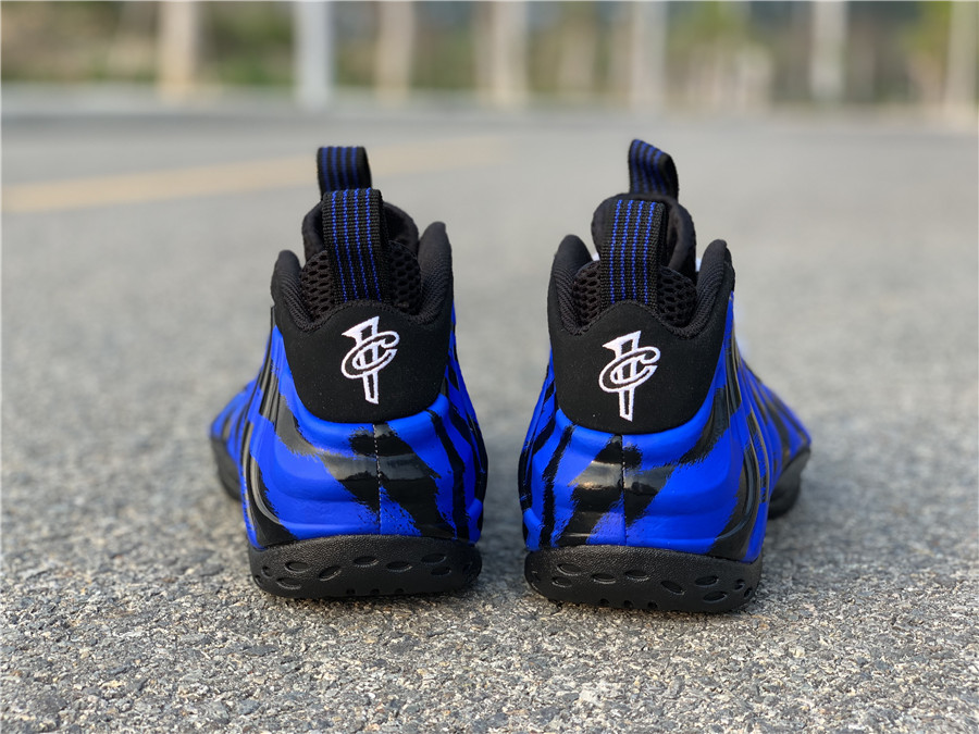 nike foamposite memphis