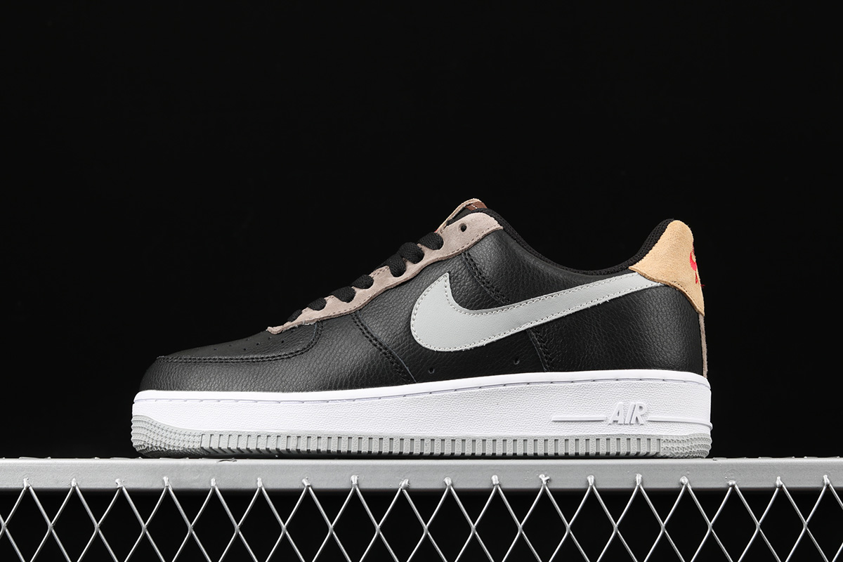 nike air force 1 black with brown sole