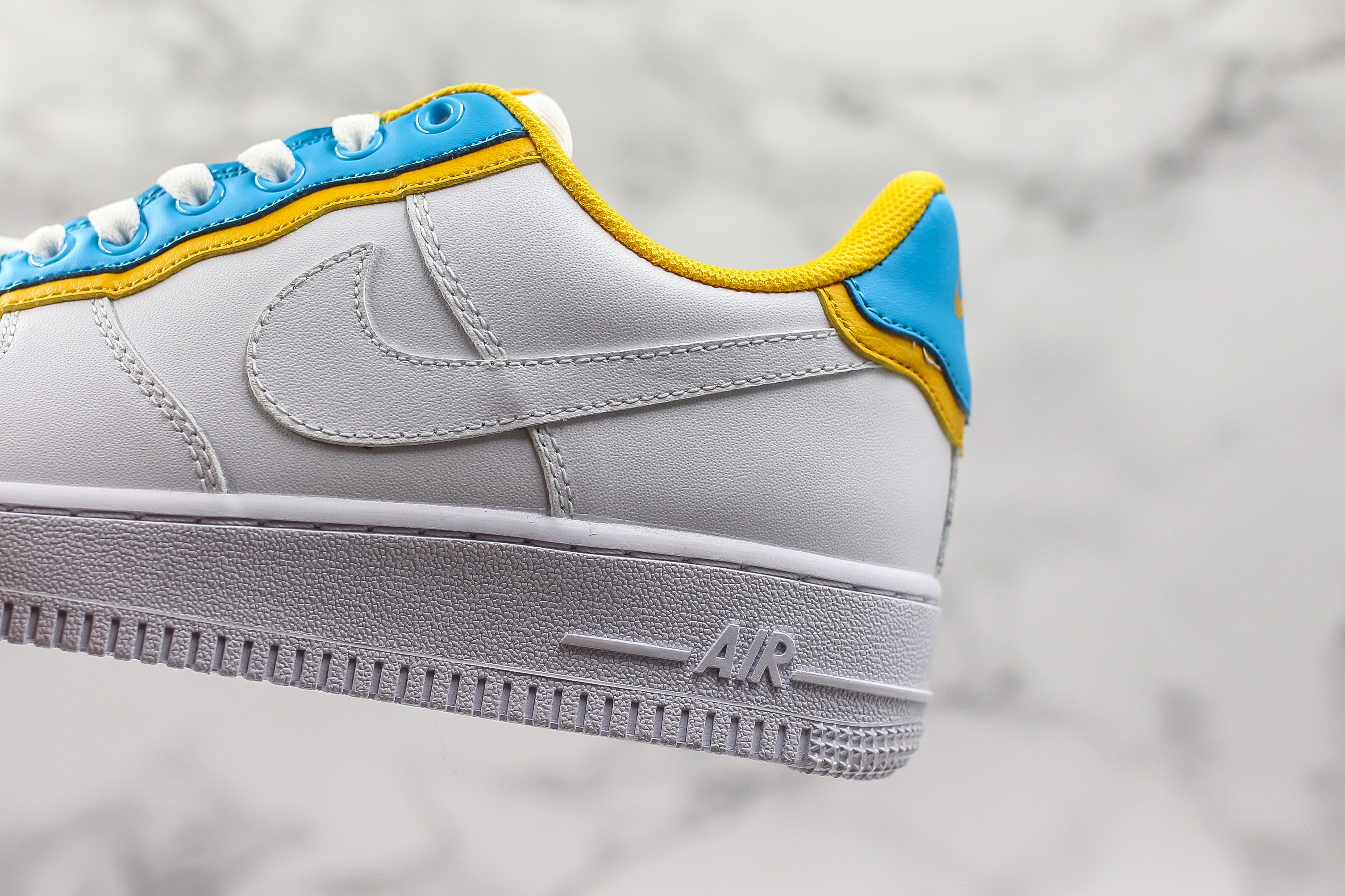 nike air force 1 yellow blue