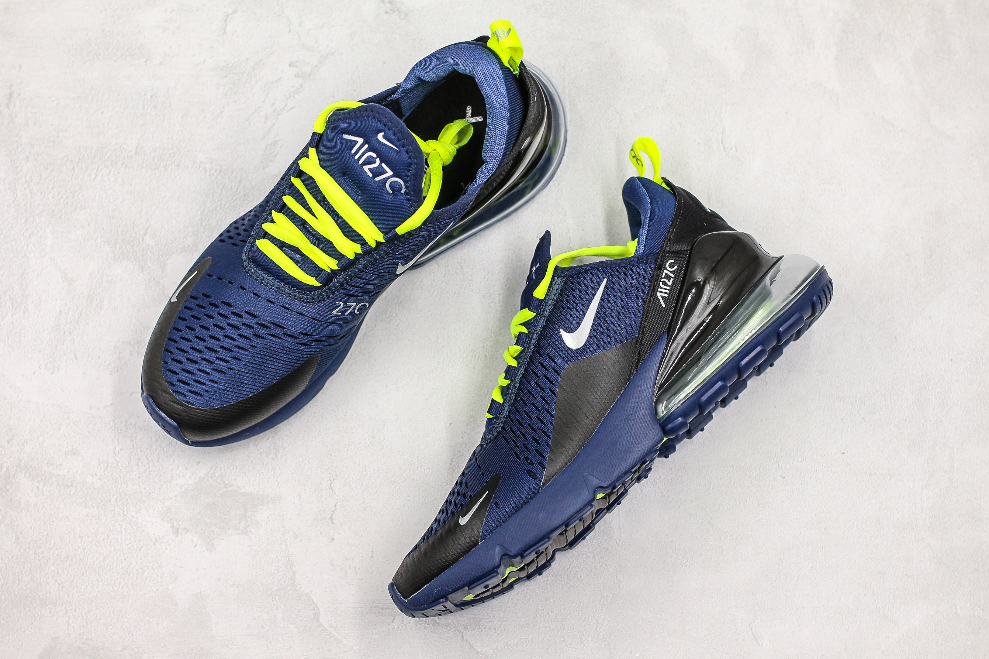 navy blue nike air max 270