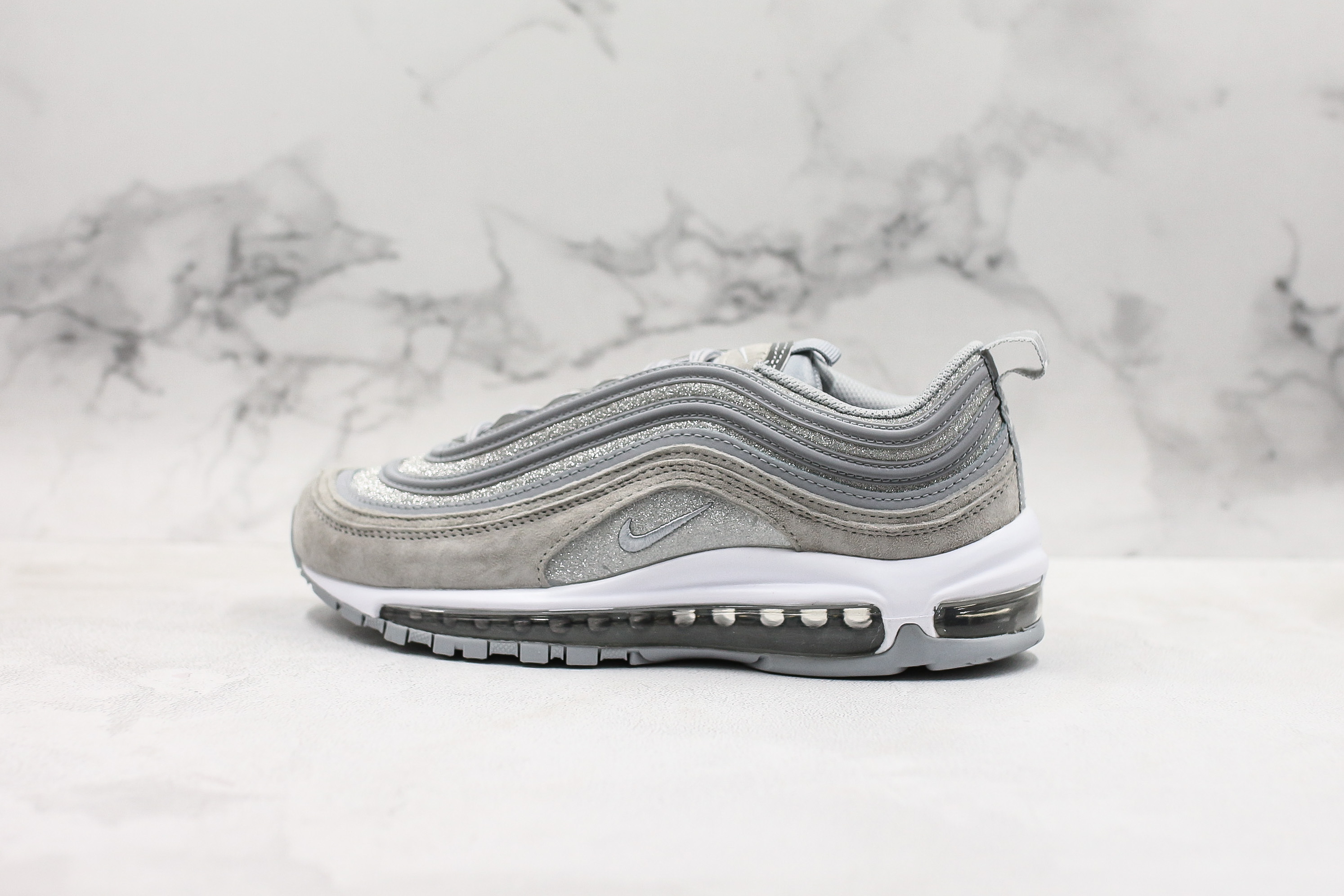 sale on air max 97