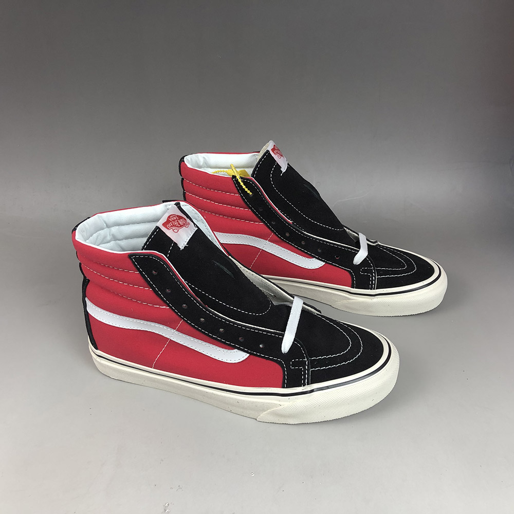 red and black sk8 hi