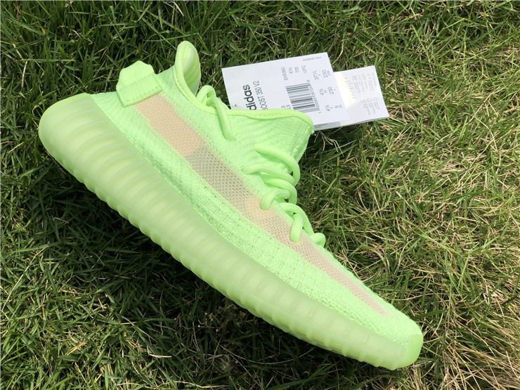 yeezy v2 glow in the dark