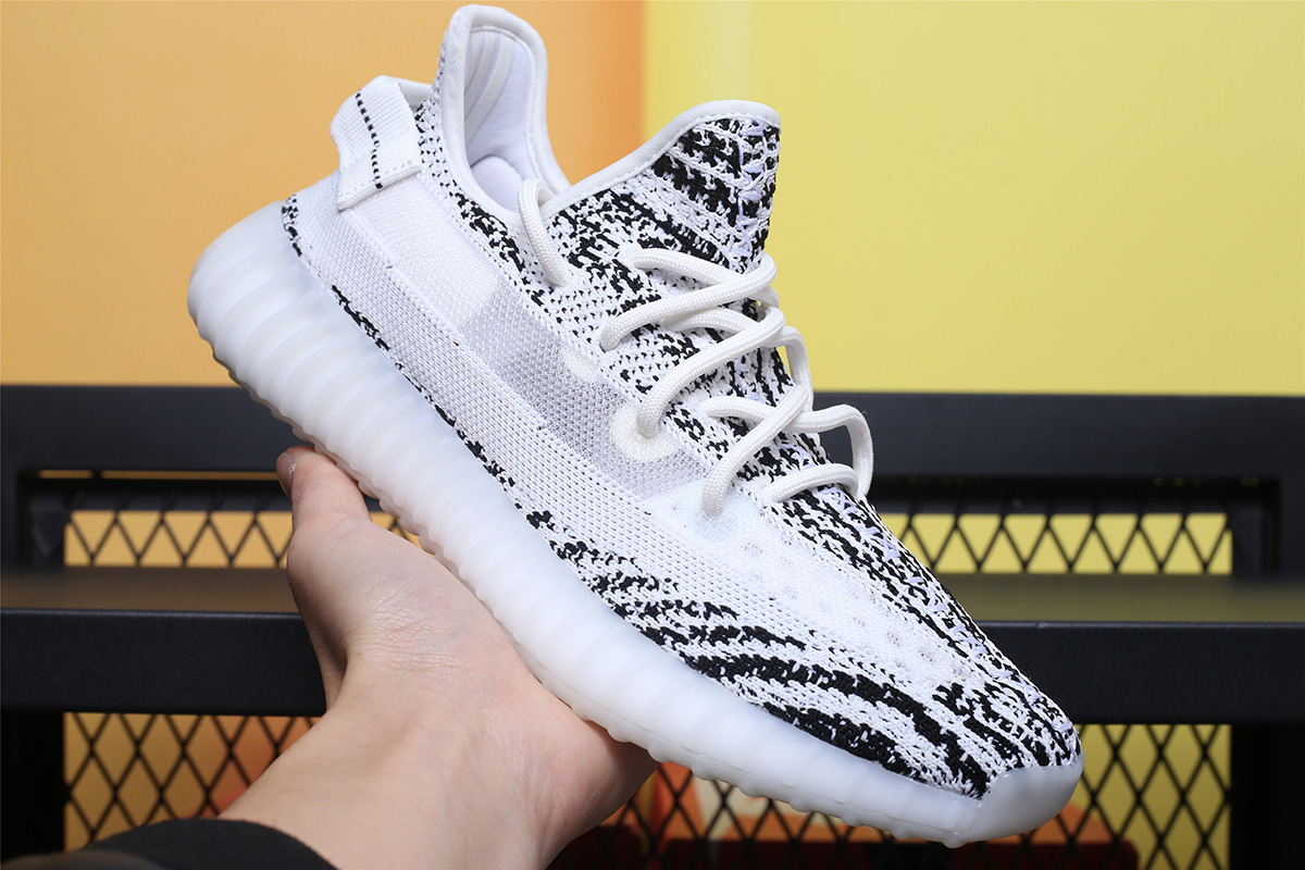 yeezy 350 zebra 2019