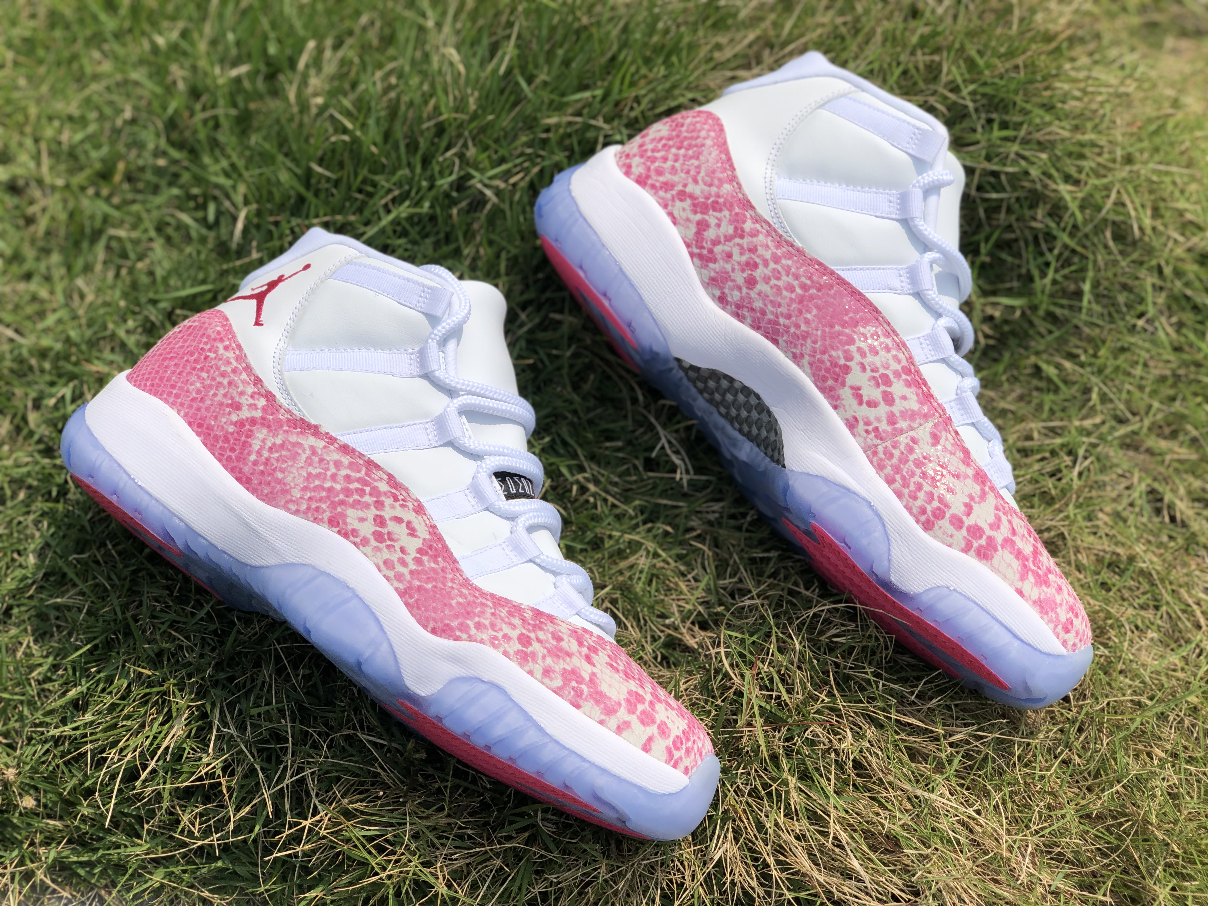 air jordan 11 red snakeskin