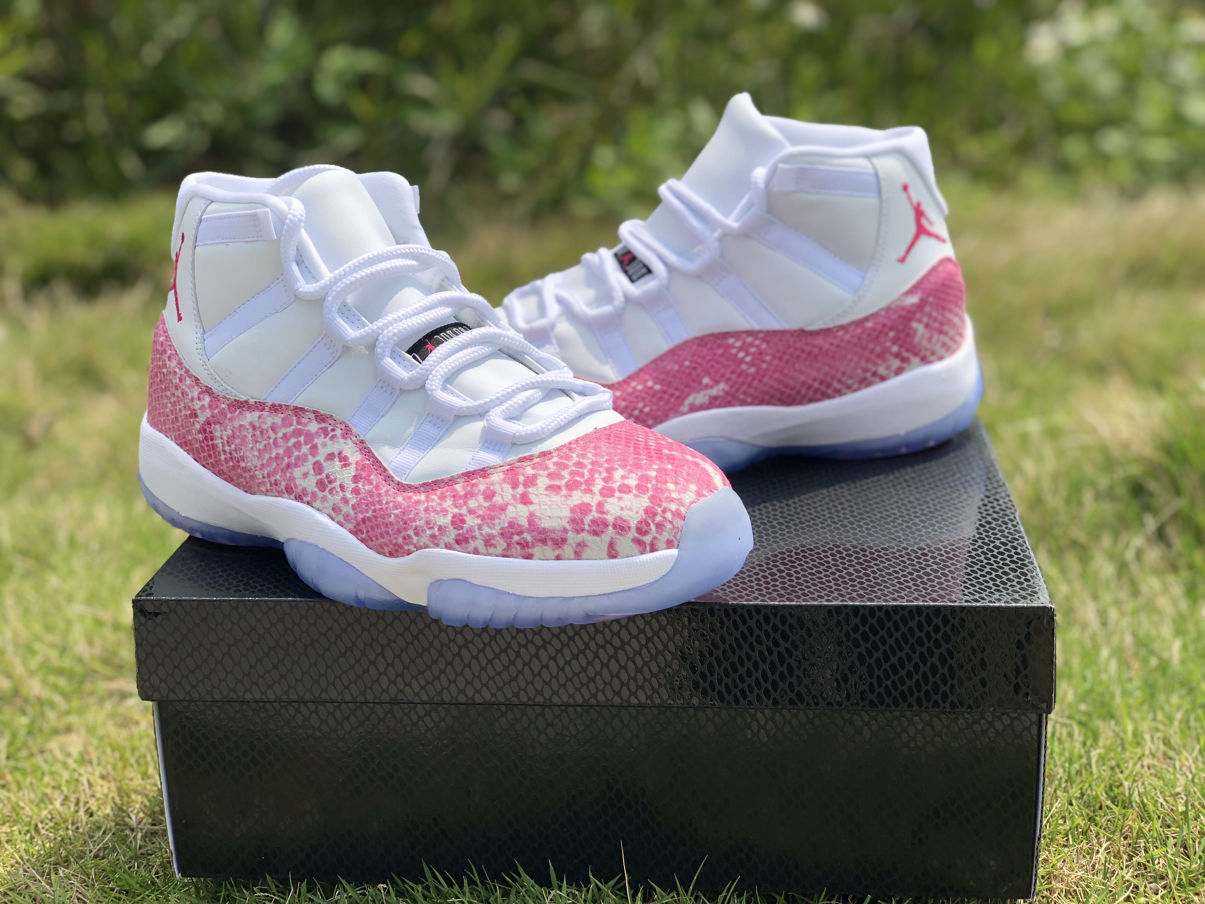 jordan 11s pink and white