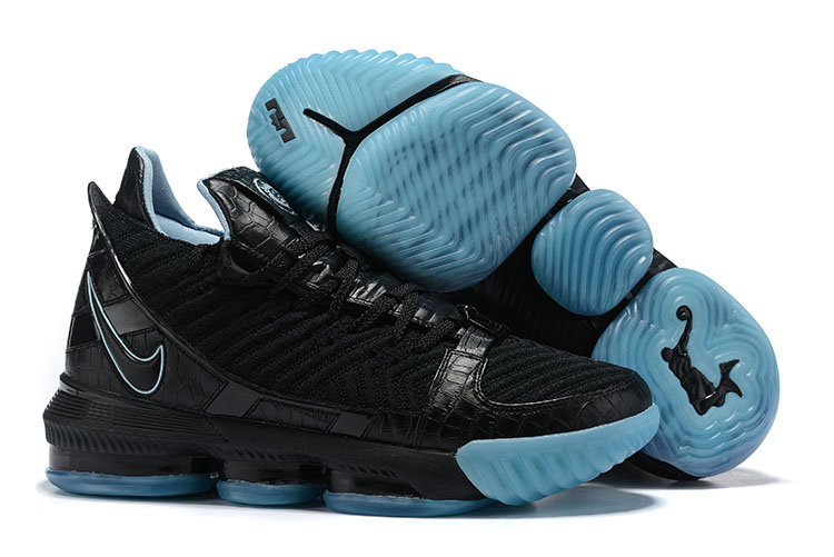 glow in the dark nike basketball shoes