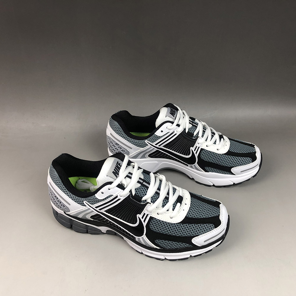 nike air vomero 5