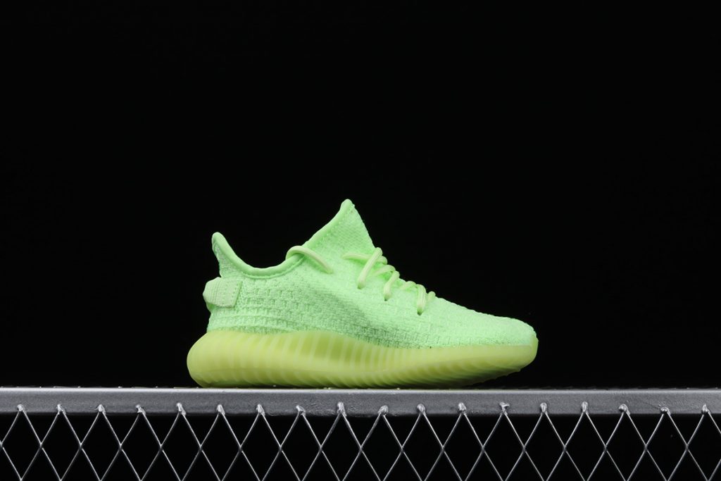 adidas Yeezy Boost 350 V2 Toddler “Glow in the Dark” The Sole Line