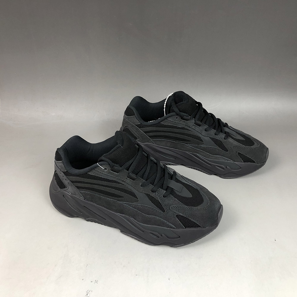 yeezy 700 junior