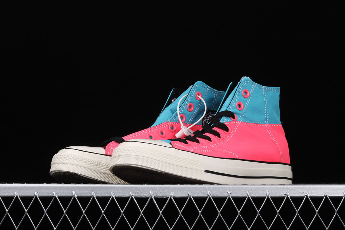 converse blue pink