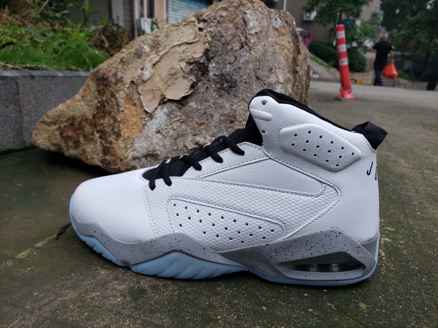 air jordan lift off release date