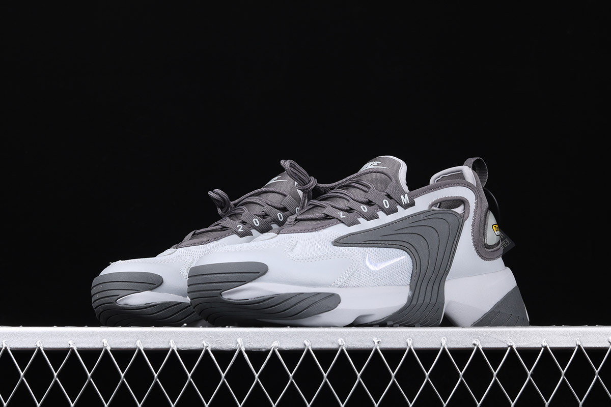 nike zoom grey and white