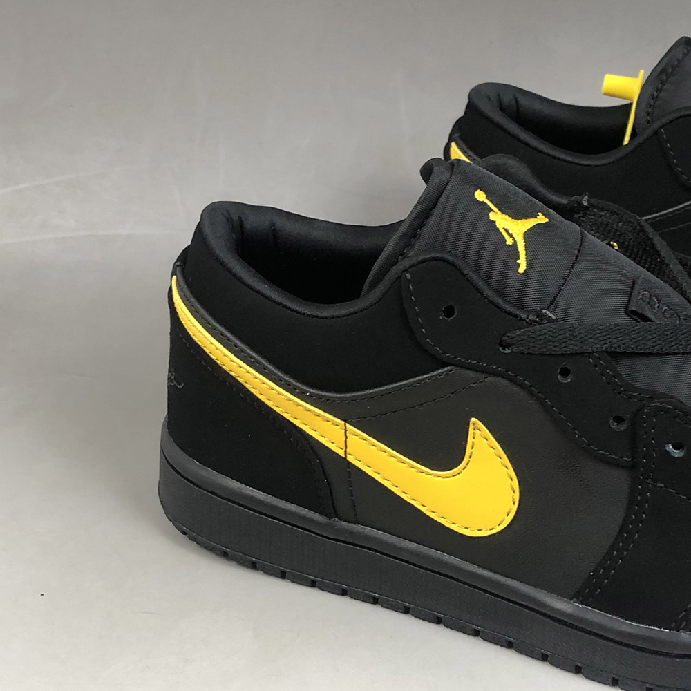 air jordan 1 low black and gold